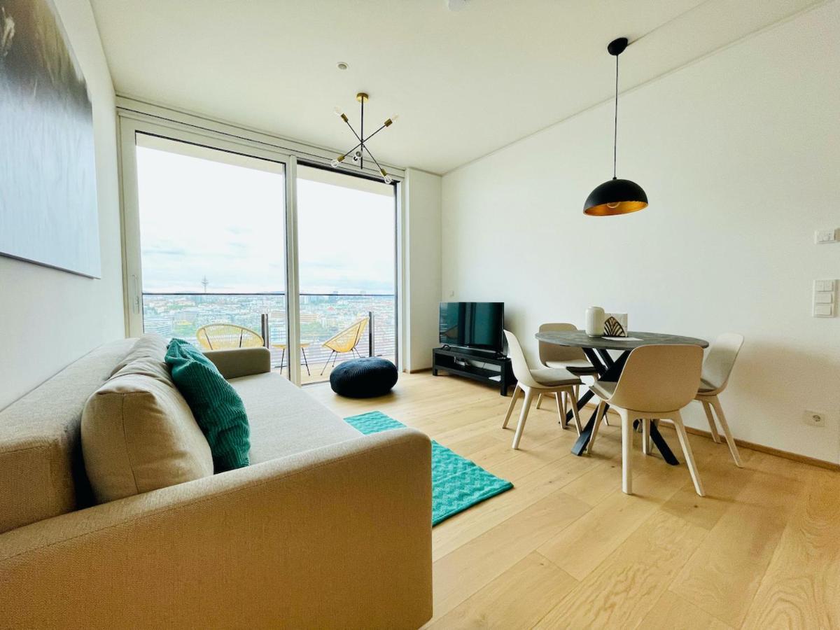 Triiiple Level 20 - Sonnenwohnen Apartment Mit Parkplatz Und Fantastischem Ausblick Viena Exterior foto