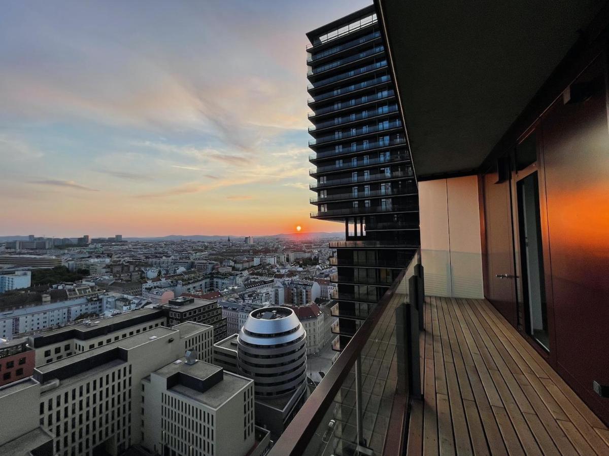 Triiiple Level 20 - Sonnenwohnen Apartment Mit Parkplatz Und Fantastischem Ausblick Viena Exterior foto